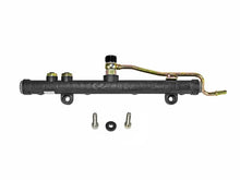Load image into Gallery viewer, Skunk2 02-05 Honda Civic Si/02-06 Acura RSX Composite High Volume Fuel Rails