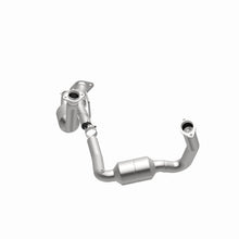 Load image into Gallery viewer, MagnaFlow Conv DF 06-07 Jeep Commander / 05-10 Grand Cherokee 5.7L Y-Pipe Assy (49 State)