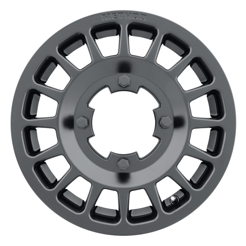 Method MR407 Bead Grip 15x6 / 5+1/51mm Offset / 5x4.5 / 77mm CB Matte Black Wheel